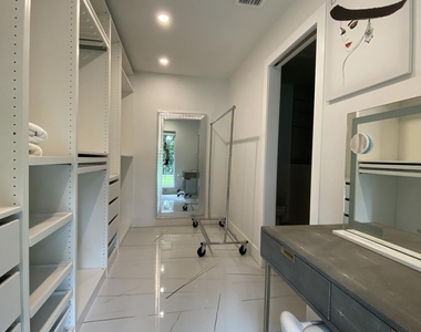 661 W Rambling Drive - Photo Thumbnail 28