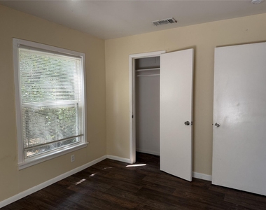 2622 Portwood Court - Photo Thumbnail 7