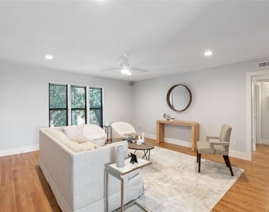 10727 Villager Road - Photo Thumbnail 8