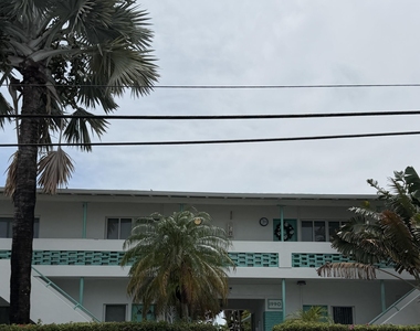 1980 Bay Drive - Photo Thumbnail 2