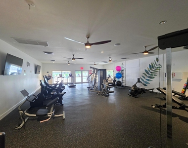 1631 Nw 18th Avenue - Photo Thumbnail 45