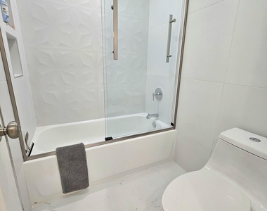 1631 Nw 18th Avenue - Photo Thumbnail 27