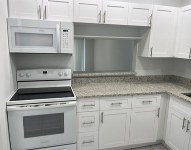 5517 Sw 24th Avenue - Photo Thumbnail 11