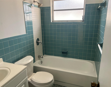 5517 Sw 24th Avenue - Photo Thumbnail 7