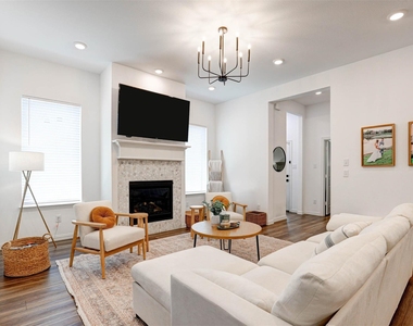 2324 Norma Lane - Photo Thumbnail 8