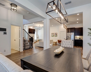 2324 Norma Lane - Photo Thumbnail 16