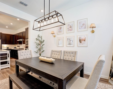 2324 Norma Lane - Photo Thumbnail 15