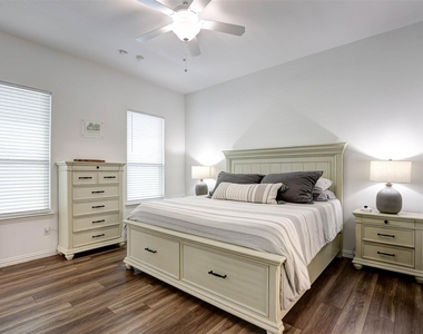 2324 Norma Lane - Photo Thumbnail 21
