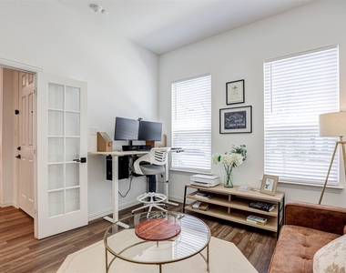 2324 Norma Lane - Photo Thumbnail 6