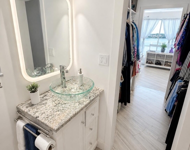 2800 N Flagler Drive - Photo Thumbnail 10