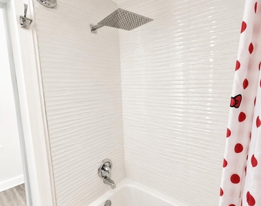 2800 N Flagler Drive - Photo Thumbnail 13