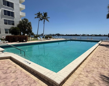2800 N Flagler Drive - Photo Thumbnail 26