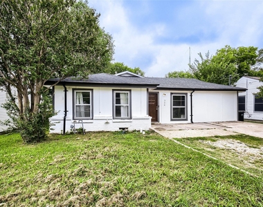 326 E Holley Street - Photo Thumbnail 1