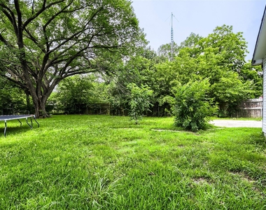 326 E Holley Street - Photo Thumbnail 29