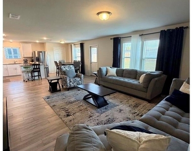 900 Shire Avenue - Photo Thumbnail 7