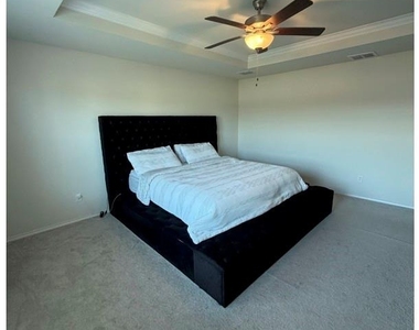 900 Shire Avenue - Photo Thumbnail 12