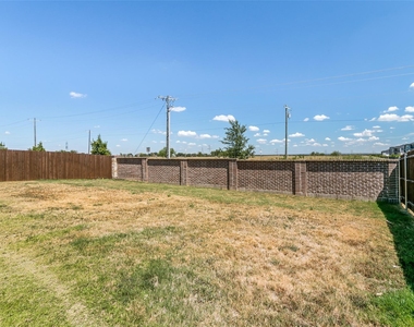 1608 Central Park Drive - Photo Thumbnail 22