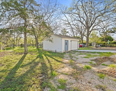1122 S Oak Cliff Boulevard - Photo Thumbnail 16