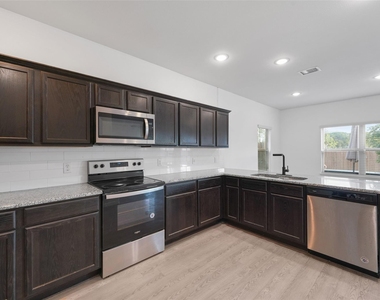 4651 Raleigh Dalton Road - Photo Thumbnail 7