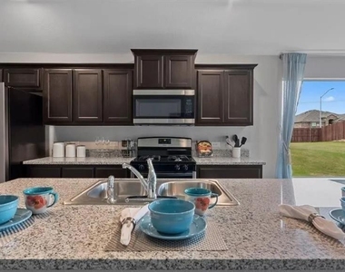 9753 New Bern Drive - Photo Thumbnail 12