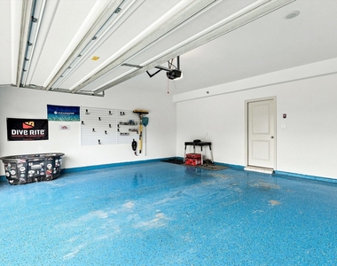 4833 Lunker Street - Photo Thumbnail 32