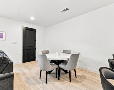 4833 Lunker Street - Photo Thumbnail 10