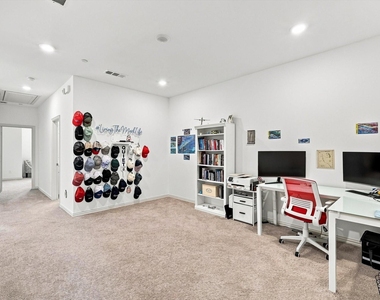 4833 Lunker Street - Photo Thumbnail 28