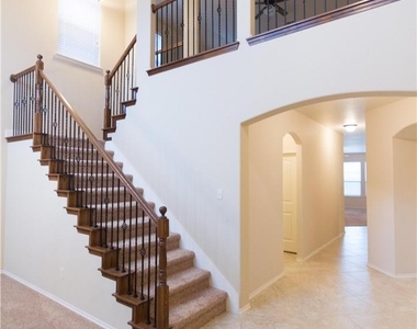 405 Riverstone Way - Photo Thumbnail 2