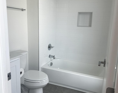 129 Vista Lane - Photo Thumbnail 14