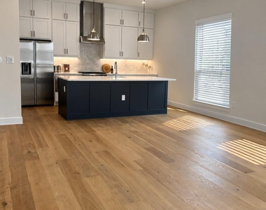 129 Vista Lane - Photo Thumbnail 1