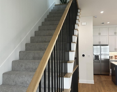 129 Vista Lane - Photo Thumbnail 7