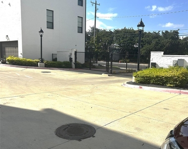 129 Vista Lane - Photo Thumbnail 15
