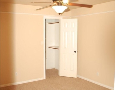 1522 Cat Mountain Trail - Photo Thumbnail 17