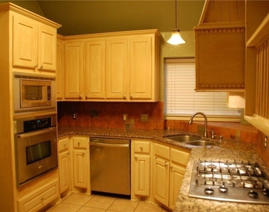 1522 Cat Mountain Trail - Photo Thumbnail 10