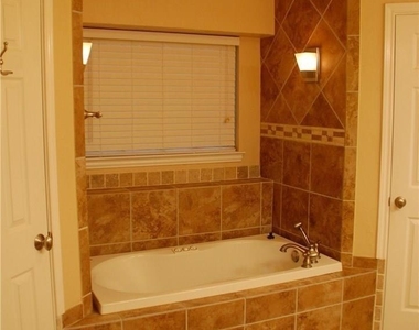 1522 Cat Mountain Trail - Photo Thumbnail 27