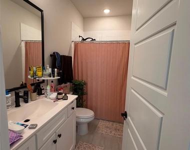1560 Fairmont Drive - Photo Thumbnail 28