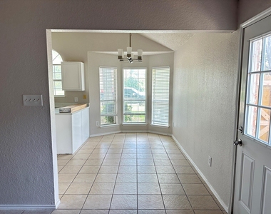 1117 Edenbrook Drive - Photo Thumbnail 2