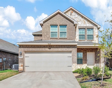 3233 Grimaldo Drive - Photo Thumbnail 11