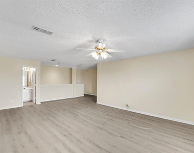 2700 Edgefield Trail - Photo Thumbnail 31
