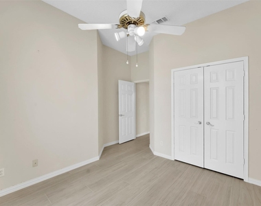 2700 Edgefield Trail - Photo Thumbnail 17