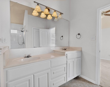 408 Windridge Drive - Photo Thumbnail 22
