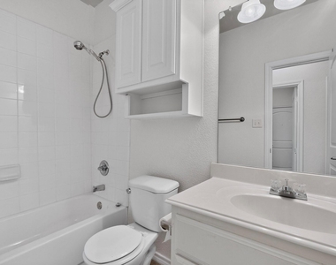 408 Windridge Drive - Photo Thumbnail 28