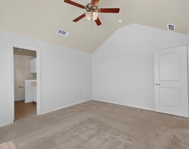 408 Windridge Drive - Photo Thumbnail 19