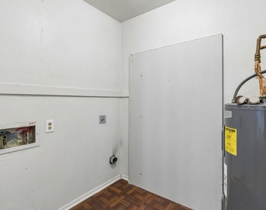1823 Randolph Drive - Photo Thumbnail 6
