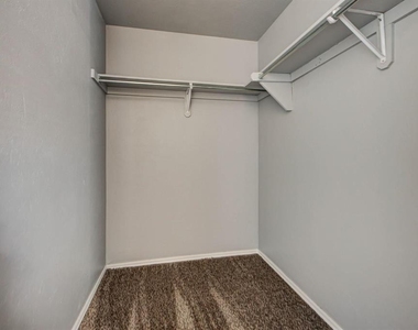 11800 136th Terrace - Photo Thumbnail 31
