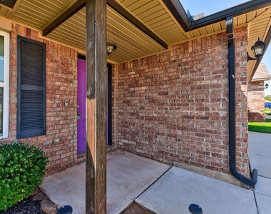 11800 136th Terrace - Photo Thumbnail 5