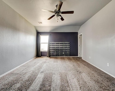 11800 136th Terrace - Photo Thumbnail 24