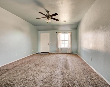 11800 136th Terrace - Photo Thumbnail 11