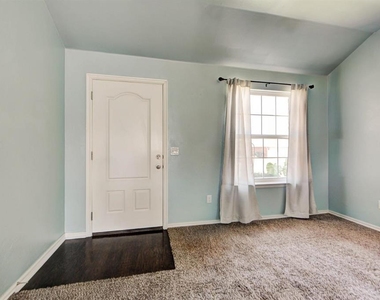 11800 136th Terrace - Photo Thumbnail 6