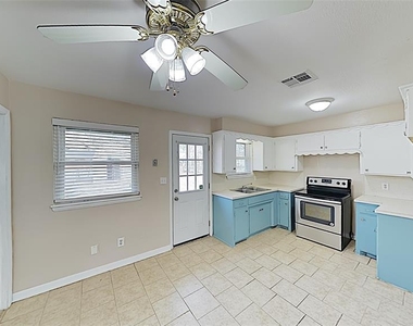 1004 Moraine Avenue - Photo Thumbnail 8